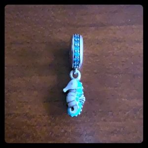 Dangle Tropical 🏝 Seahorse